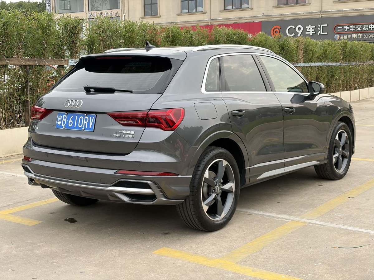 Audi Q3 2021 immagine di auto #4