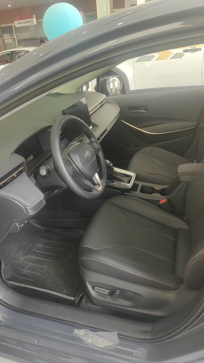 2026 #2 2026 immagine di auto #2