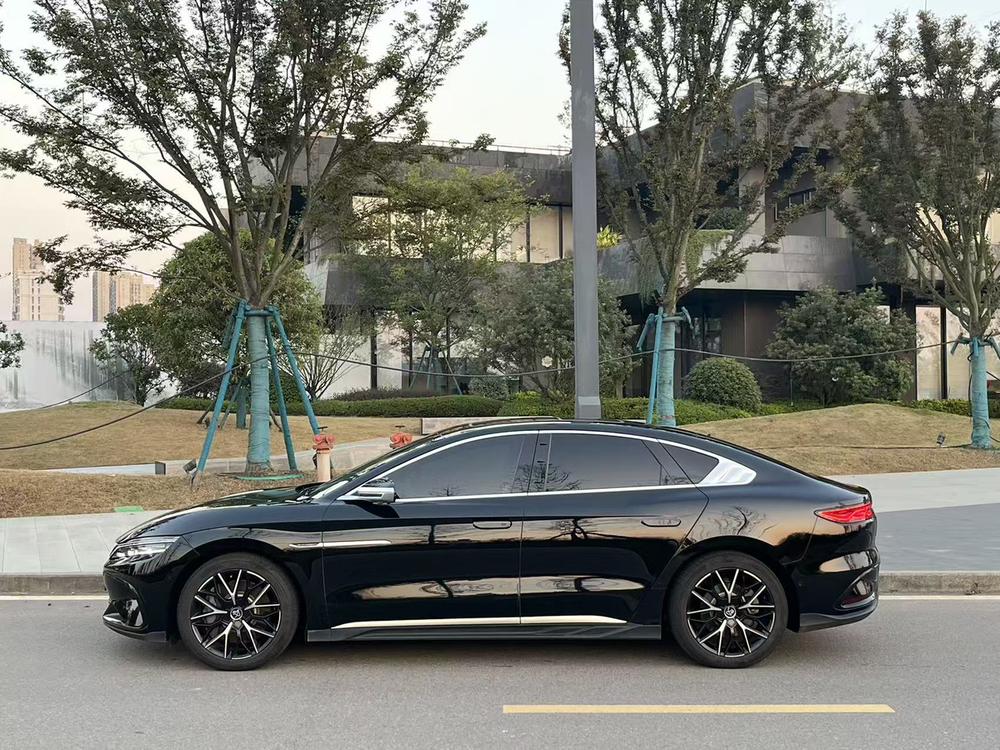 BYD Han 2022 imagen de coche #3
