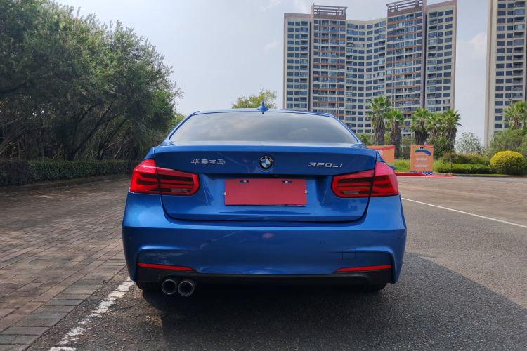 BMW 3 Series 2018 #6 BMW 3 Series 2018 car image #6