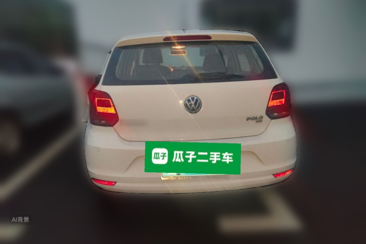 Volkswagen Polo 2015 car image #6