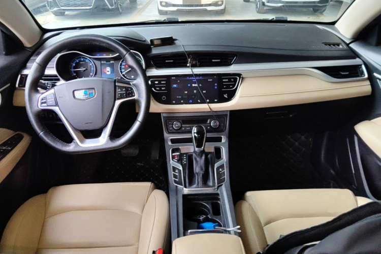 GEELY Emgrand 2018 #10 GEELY Emgrand 2018 car image #10