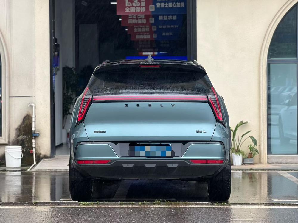 GEELY Boyue L 2025 car image #5