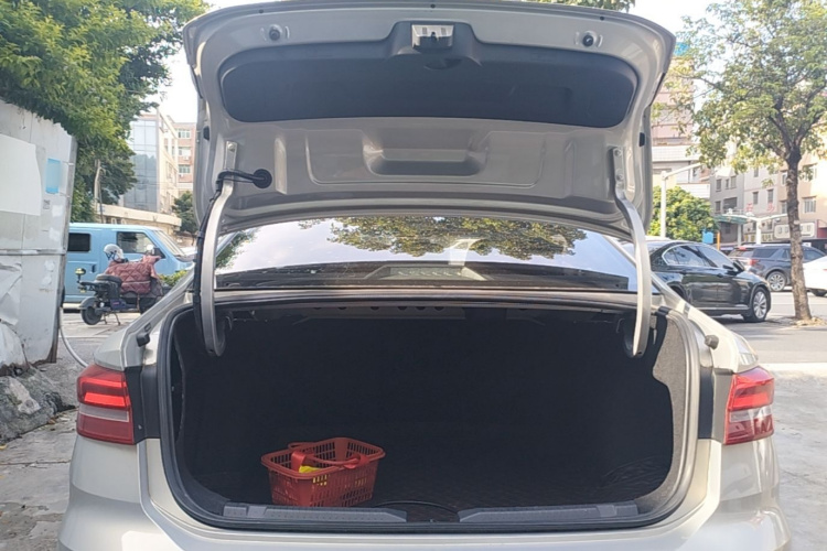 Volkswagen Lavida 2020 car image #21