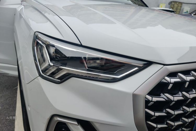Audi Q3 2023 #8 Audi Q3 2023 car image #8