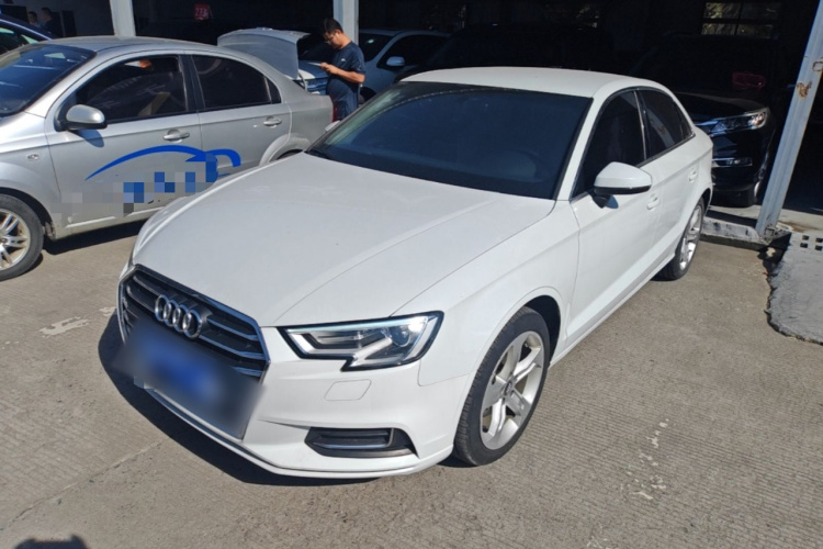 Audi A3 2019 imagen de coche #2