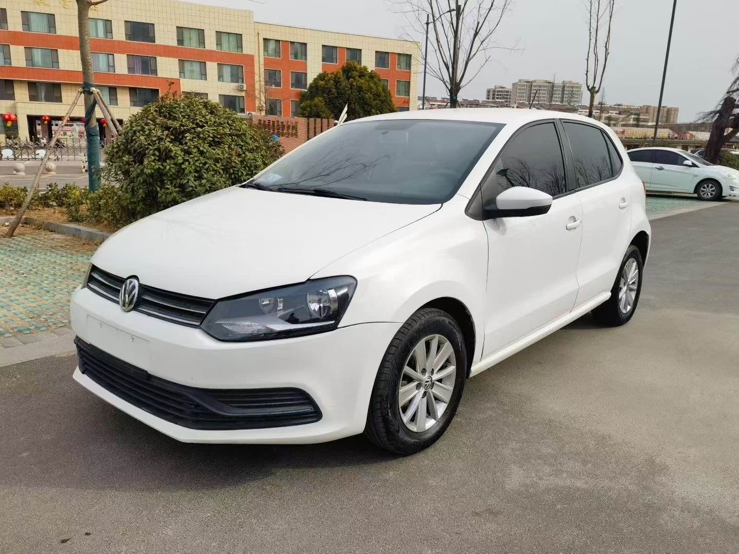 Volkswagen Polo 2018 Volkswagen Polo 2018 car image