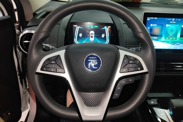 BYD Yuan New Energy 2019 immagine di auto #11
