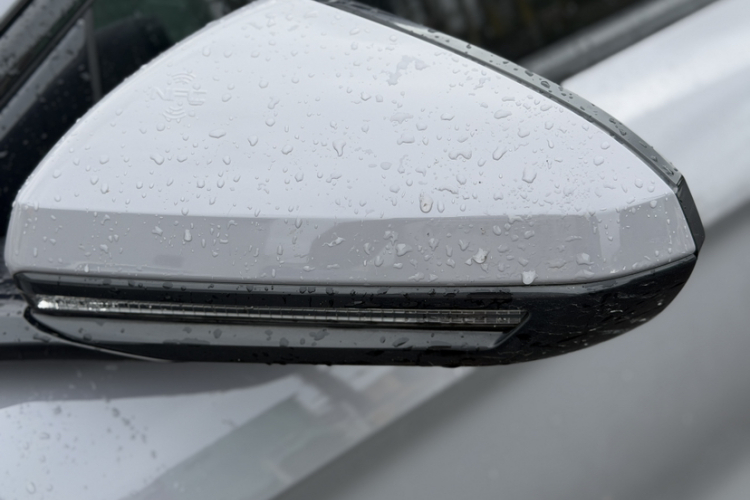 BYD Han 2024 car image #8