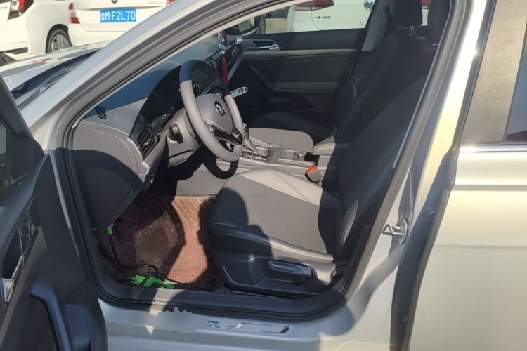 Volkswagen Lavida 2019 #15 Volkswagen Lavida 2019 car image #15