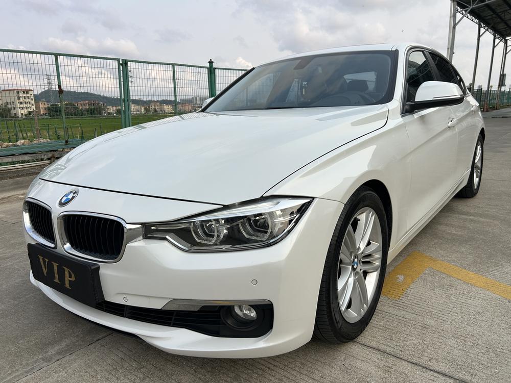 BMW 3 Series 2017 BMW 3 Series 2017 immagine di auto