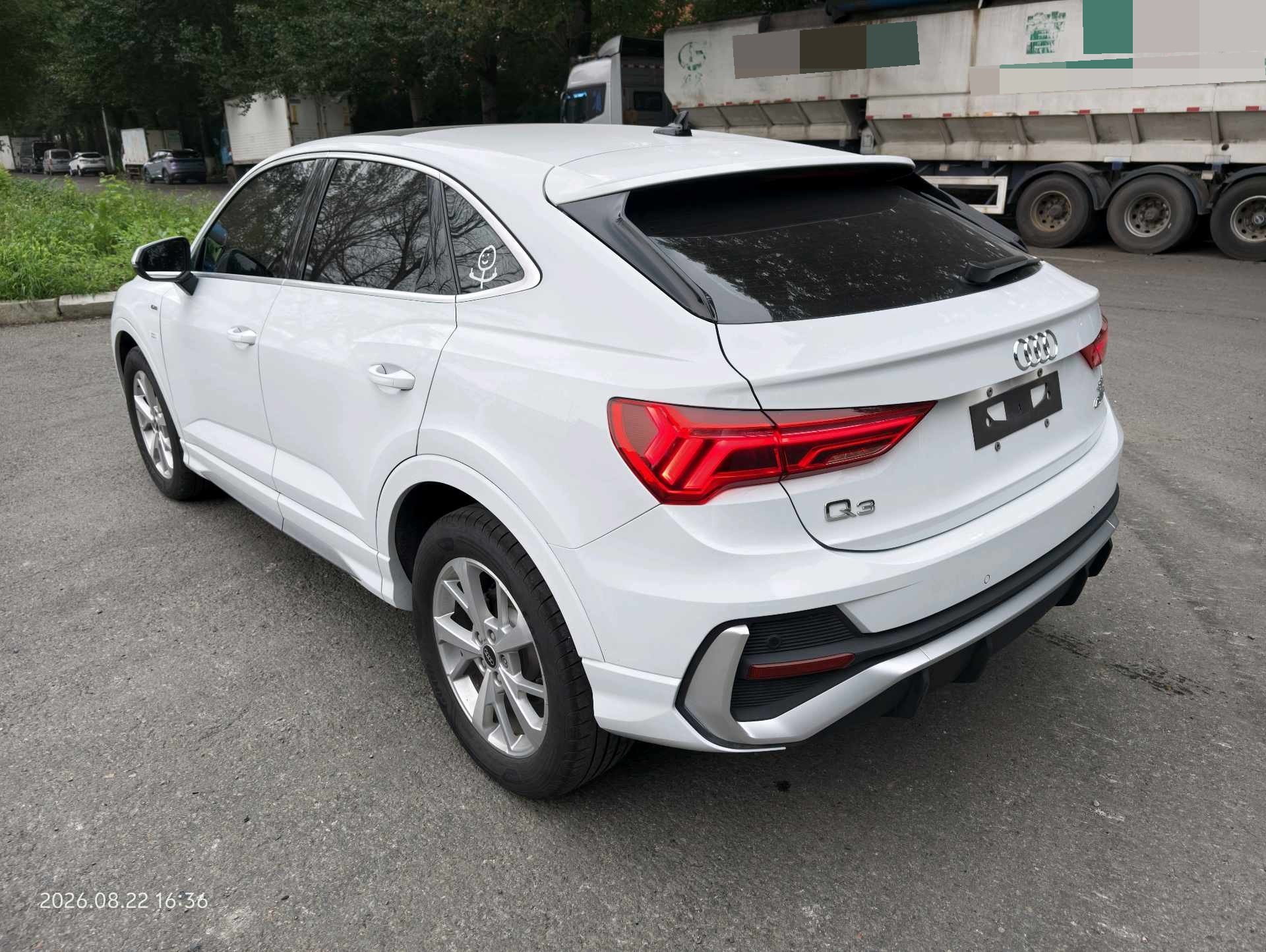 Audi Q3 Sportback 2022 #6 Audi Q3 Sportback 2022 car image #6