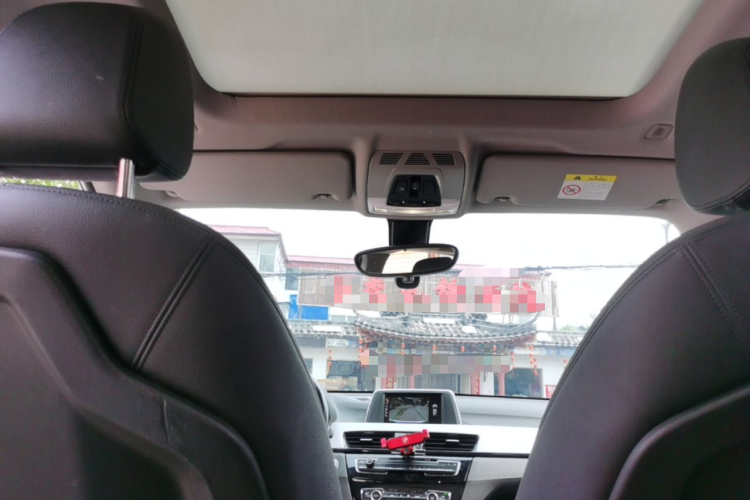 BMW X1 2017 car image #18