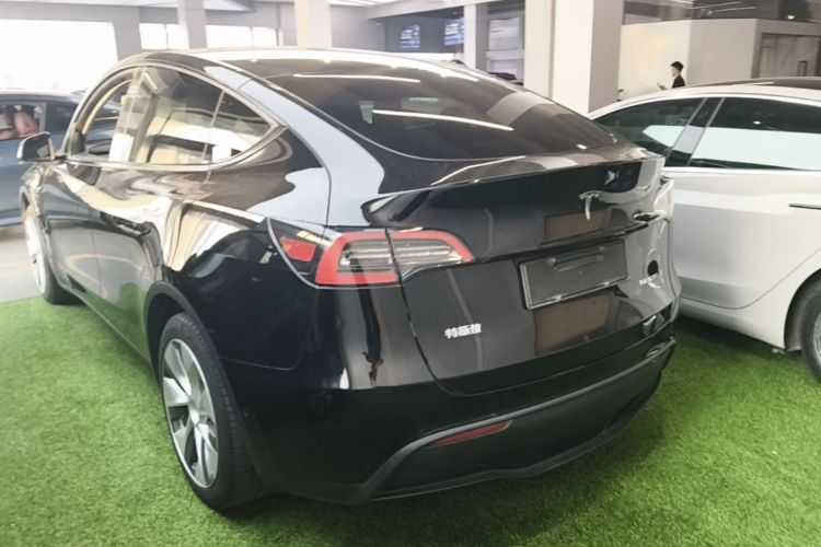 Tesla Model Y 2023 #5 Tesla Model Y 2023 image de voiture #5