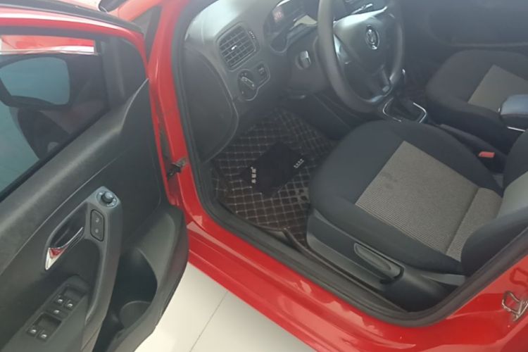 Volkswagen Polo 2018 #16 Volkswagen Polo 2018 car image #16