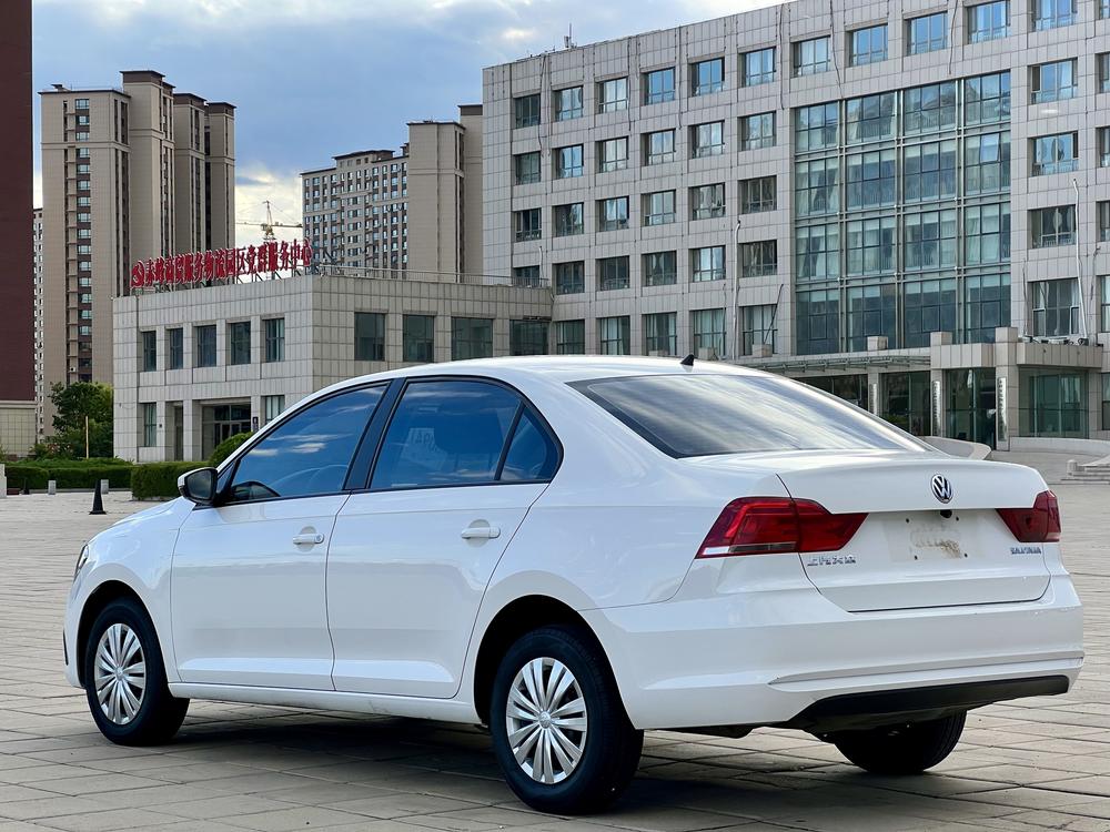 Volkswagen Santana 2022 car image #4