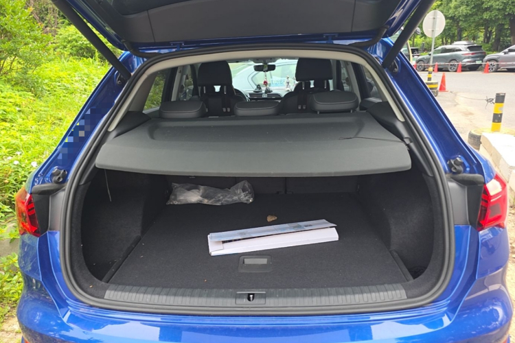 Audi Q3 2021 car image #21
