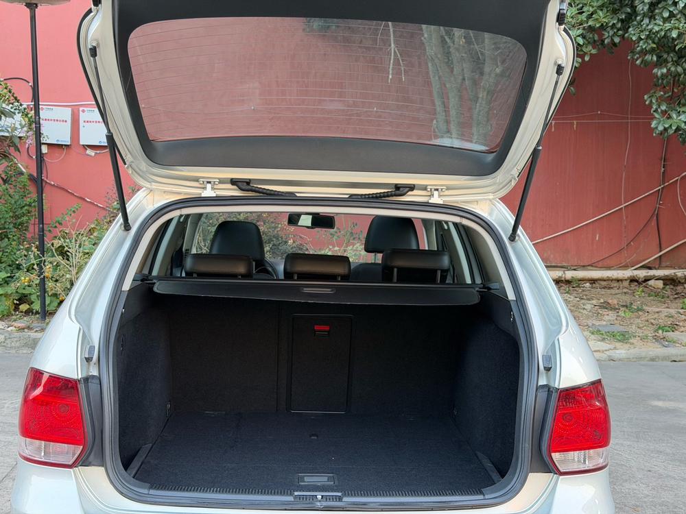 Volkswagen Golf (Imported) 2012 immagine di auto #14