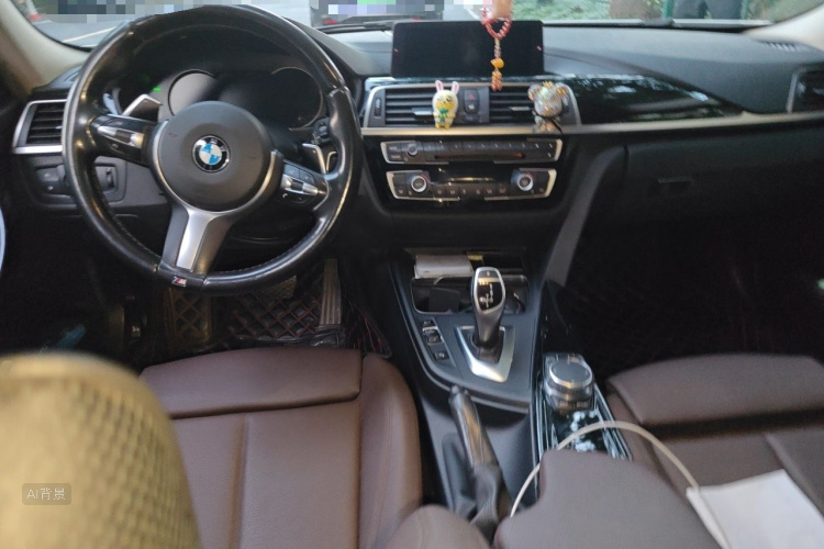 BMW 3 Series 2018 #11 BMW 3 Series 2018 car image #11