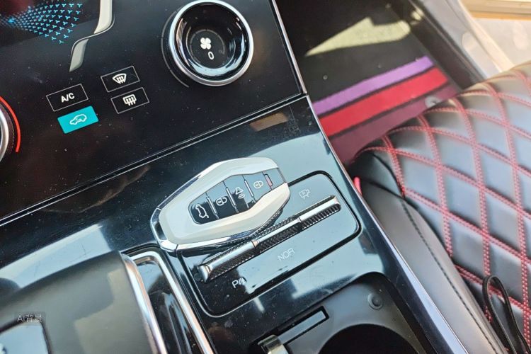 Jetour X70 PLUS 2022 car image #10