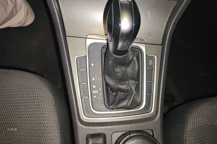 Volkswagen Golf 2015 #16 Volkswagen Golf 2015 car image #16
