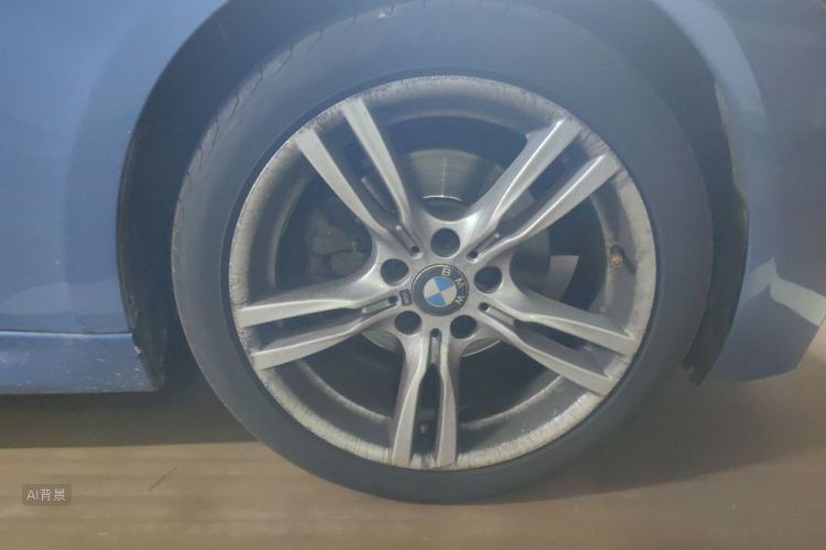 BMW 3 Series 2018 car image #9