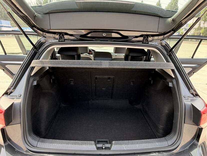 Volkswagen Golf 2021 #14 Volkswagen Golf 2021 car image #14