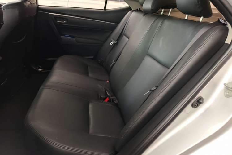 Toyota Corolla 2017 #12 Toyota Corolla 2017 car image #12