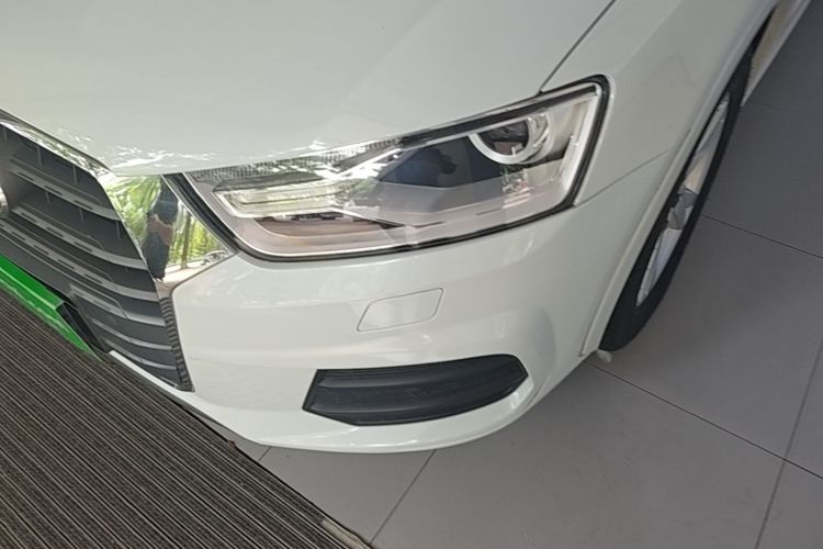 Audi Q3 2017 #23 Audi Q3 2017 car image #23