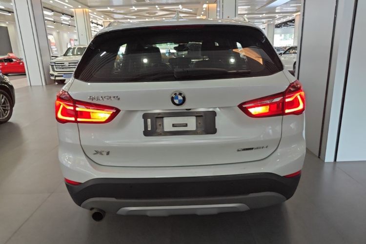 BMW X1 2018 immagine di auto #6