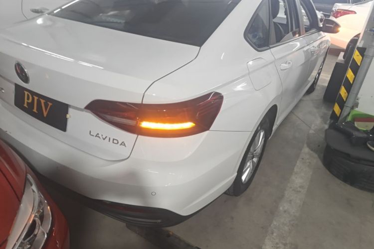 Volkswagen Lavida 2023 car image #8
