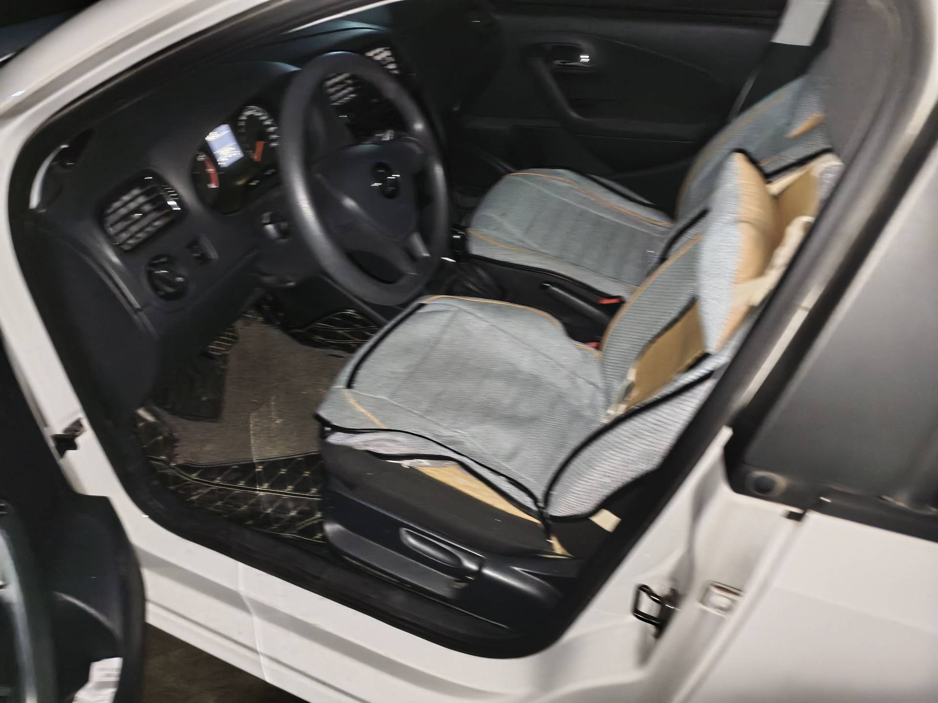 Volkswagen Polo 2018 image de voiture #5