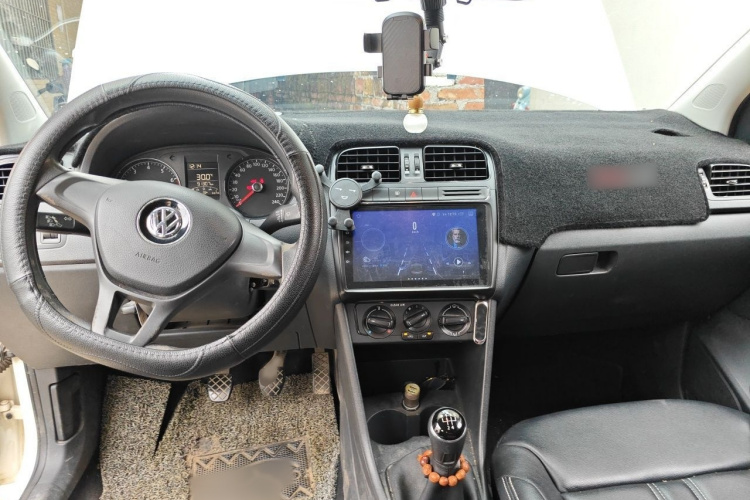 Volkswagen Polo 2017 #12 Volkswagen Polo 2017 car image #12