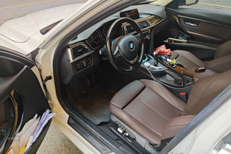 BMW 3 Series 2018 #18 BMW 3 Series 2018 car image #18