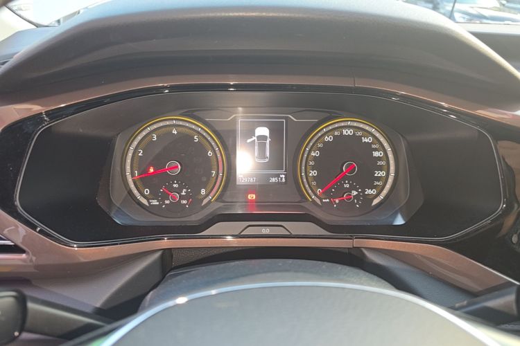 Volkswagen Tharu 2019 #12 Volkswagen Tharu 2019 صورة سيارة #12