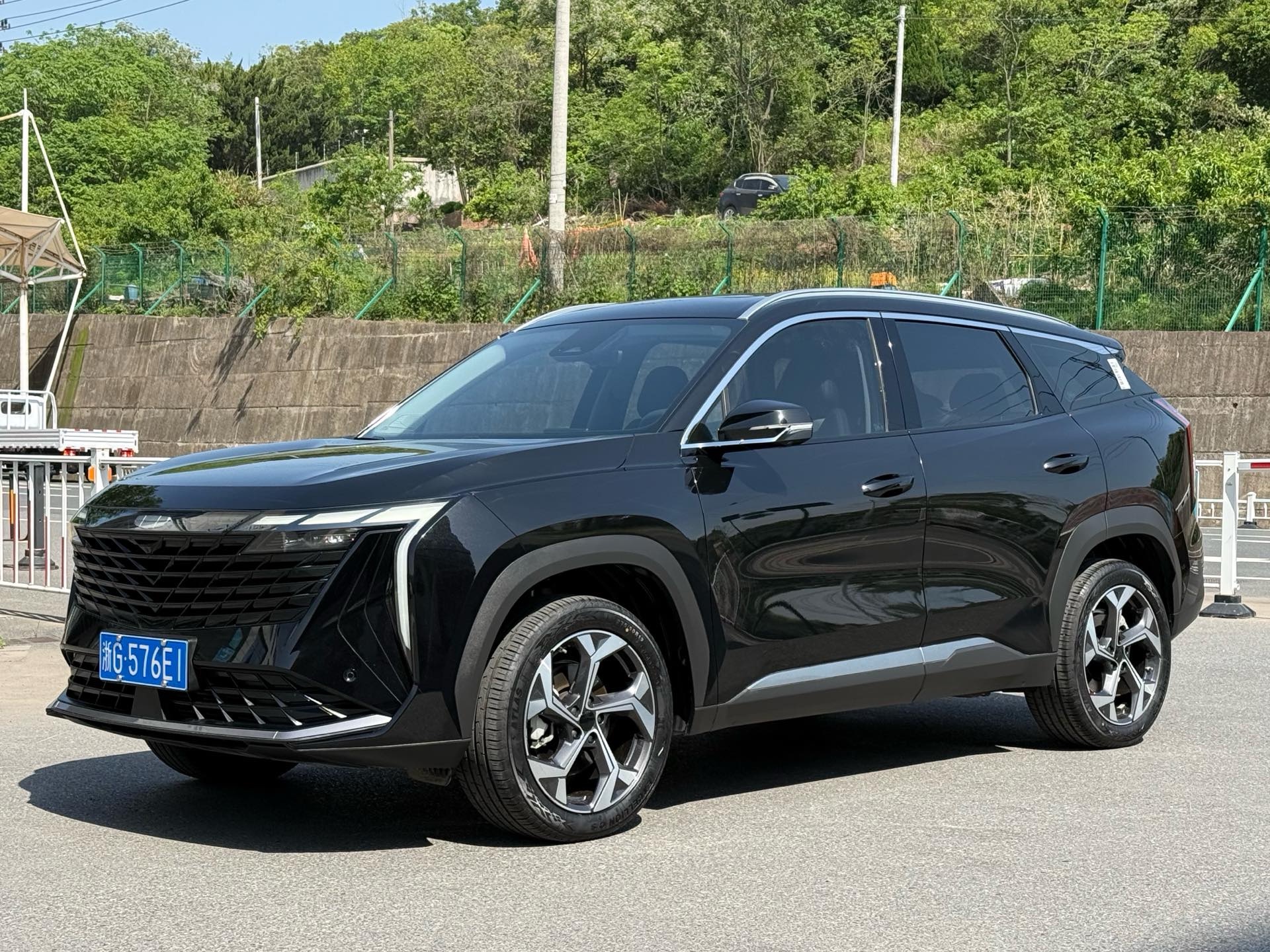 GEELY Boyue L 2024 car image 