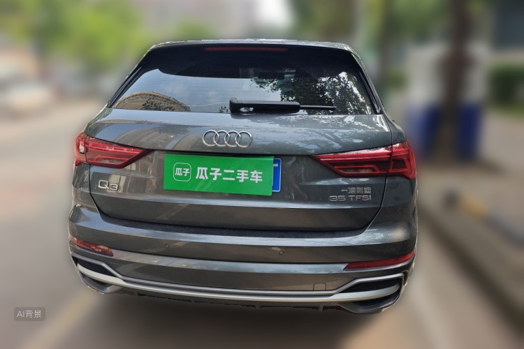 Audi Q3 2020 car image #6
