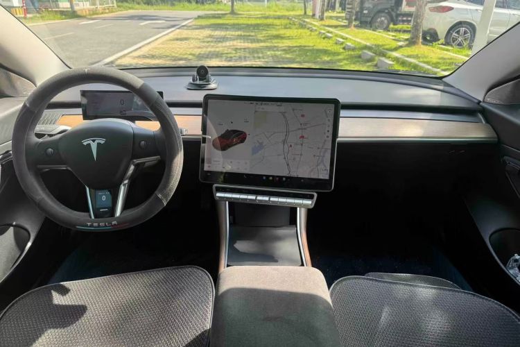 Tesla Model 3 2020 #11 Tesla Model 3 2020 car image #11