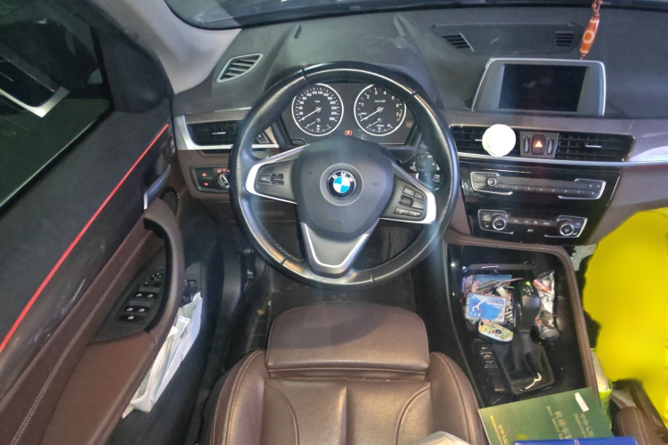 BMW X1 2018 immagine di auto #15