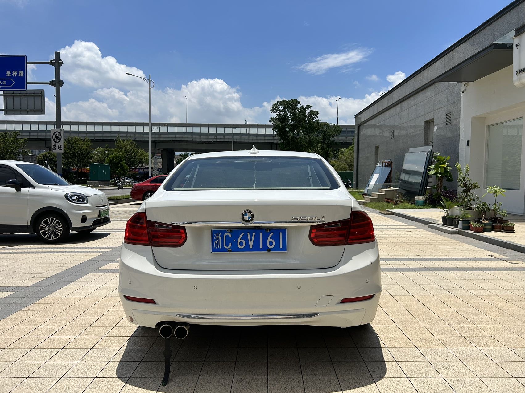 BMW 3 Series 2013 car image #9