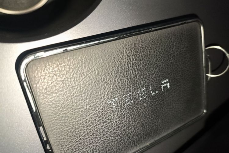 Tesla Model Y 2022 car image #9