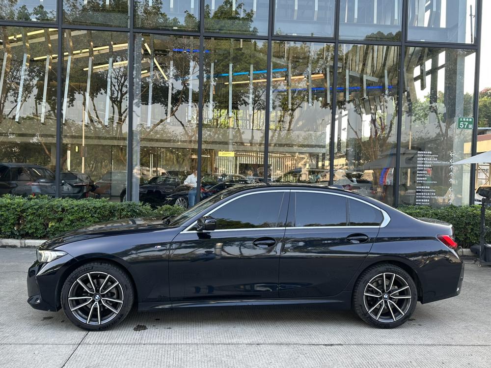BMW 3 Series 2023 #3 BMW 3 Series 2023 car image #3