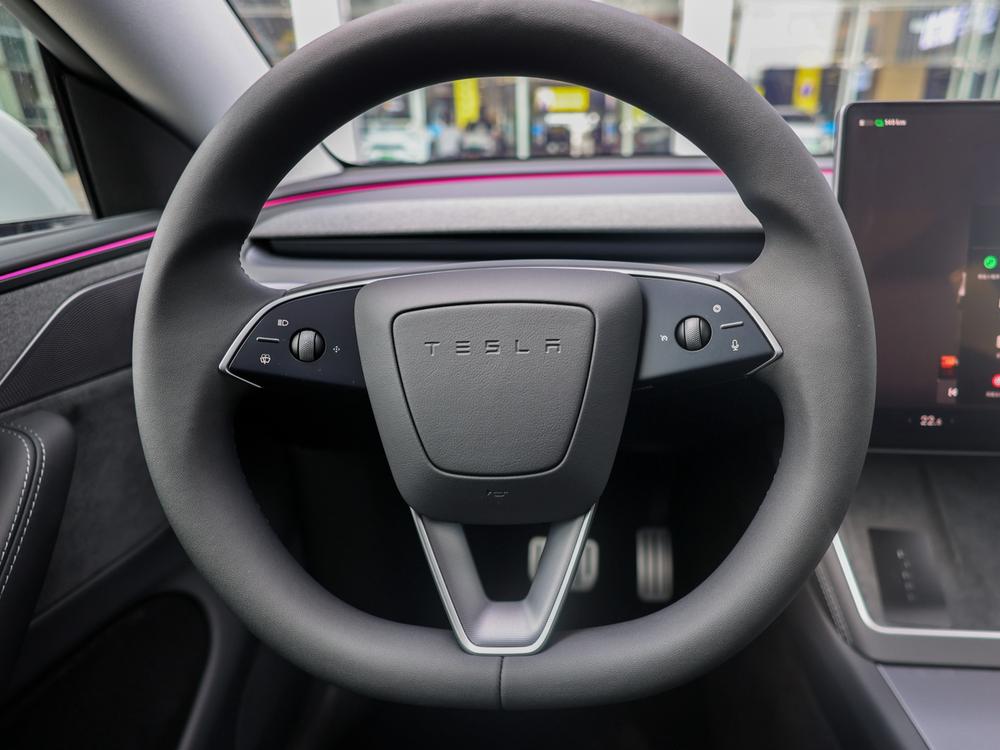 2025 #14 2025 car image #14