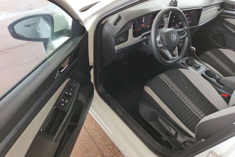 Volkswagen Bora 2024 #16 Volkswagen Bora 2024 immagine di auto #16