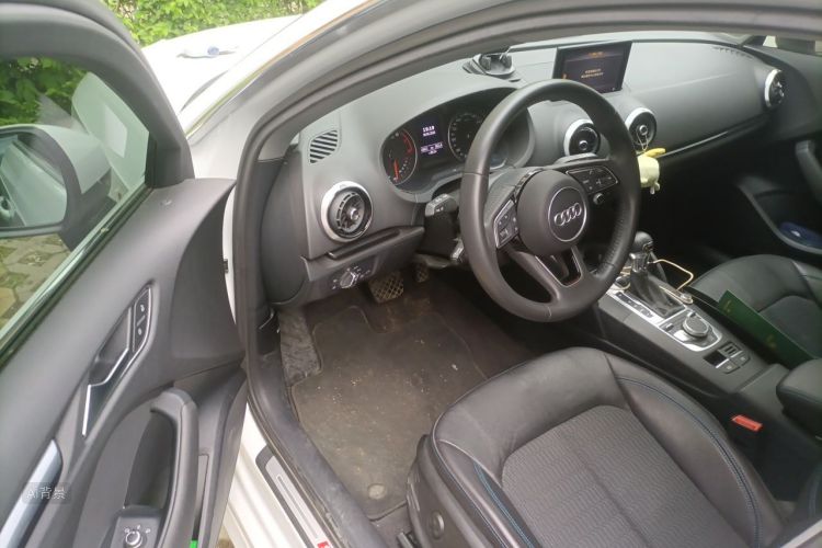 Audi A3 2020 image de voiture #18