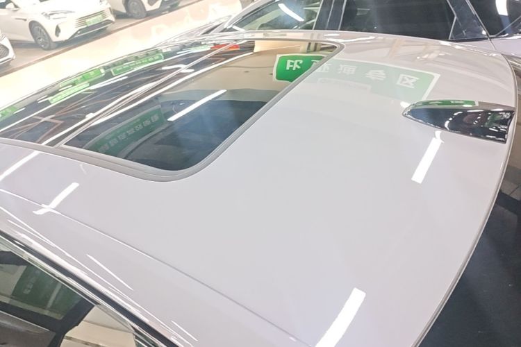 BYD Han 2025 car image #25