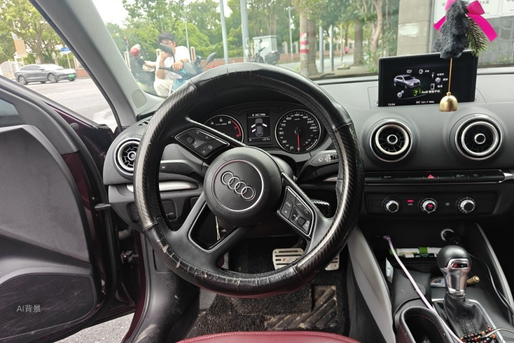 Audi A3 2018 صورة سيارة #12