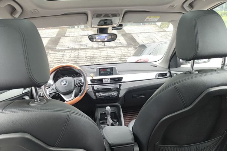 BMW X1 2017 #18 BMW X1 2017 car image #18