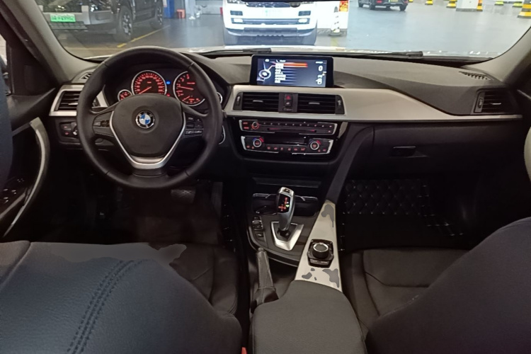 BMW 3 Series (Imported) 2016 #10 BMW 3 Series (Imported) 2016 car image #10