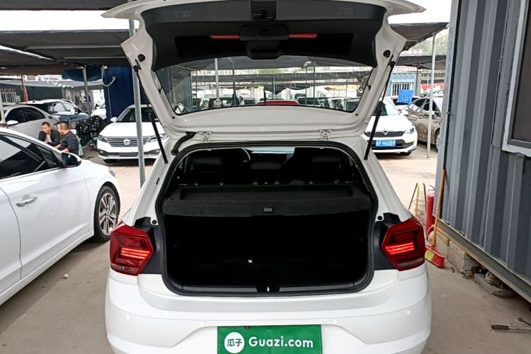Volkswagen Polo 2020 car image #21